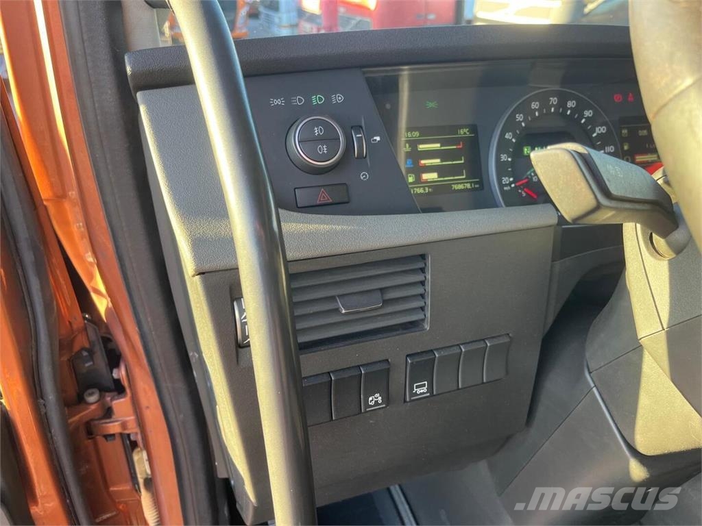Volvo FH وحدات الجر