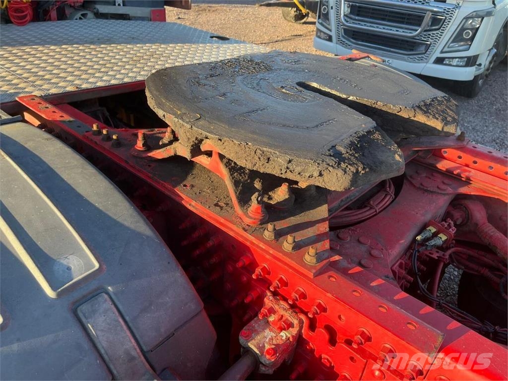 Volvo FH وحدات الجر