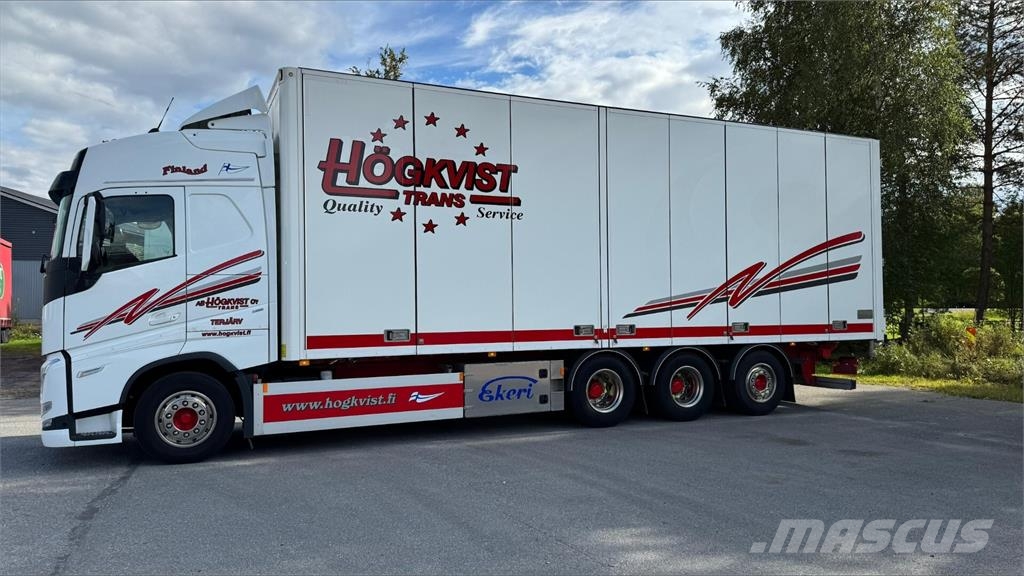 Volvo FH 500TC 8x4 Tridem Kapali kasa kamyonlar