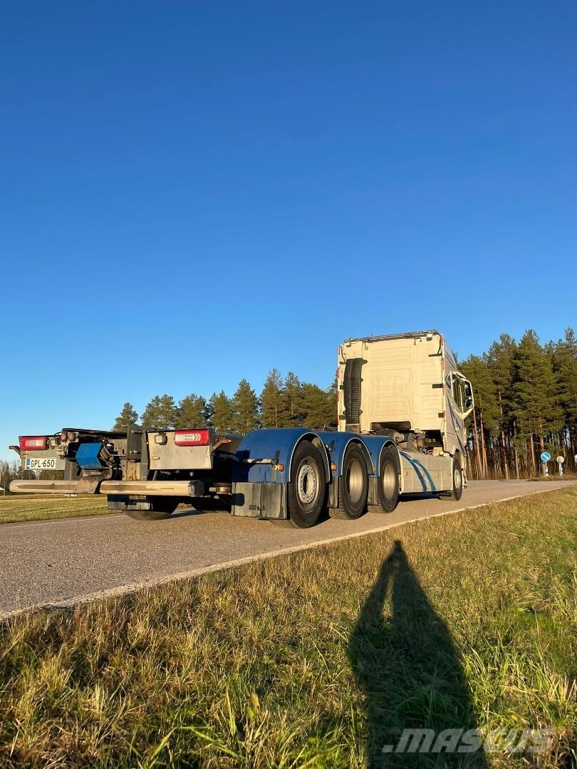 Volvo FH 540 8x4 Chassis Cab trucks