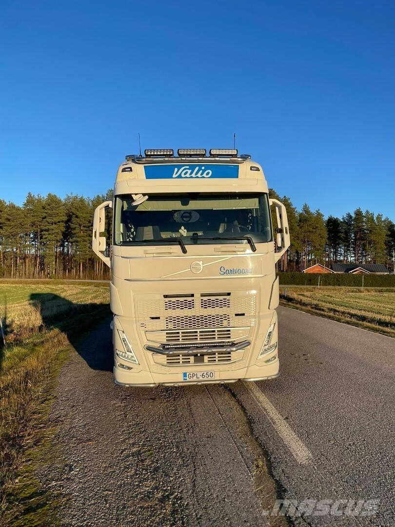 Volvo FH 540 8x4 Chassis Cab trucks