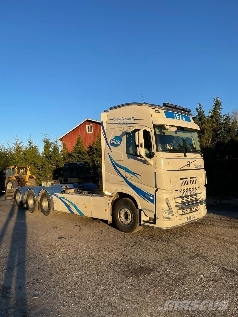 Volvo FH 540 8x4 Chassis Cab trucks