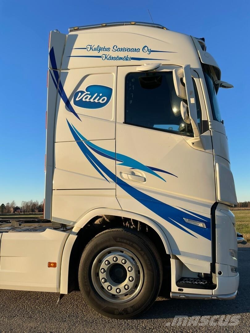 Volvo FH 540 8x4 Chassis Cab trucks