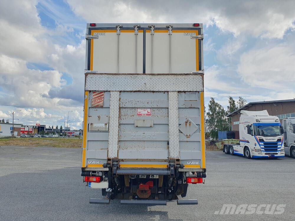 Volvo FH 6x2 -14 Camiones con caja de remolque