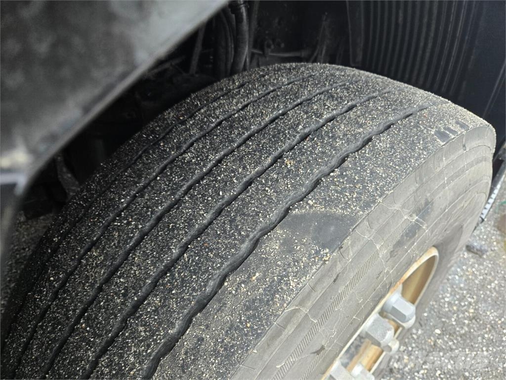 Volvo Fh12 460 Camiones polibrazo