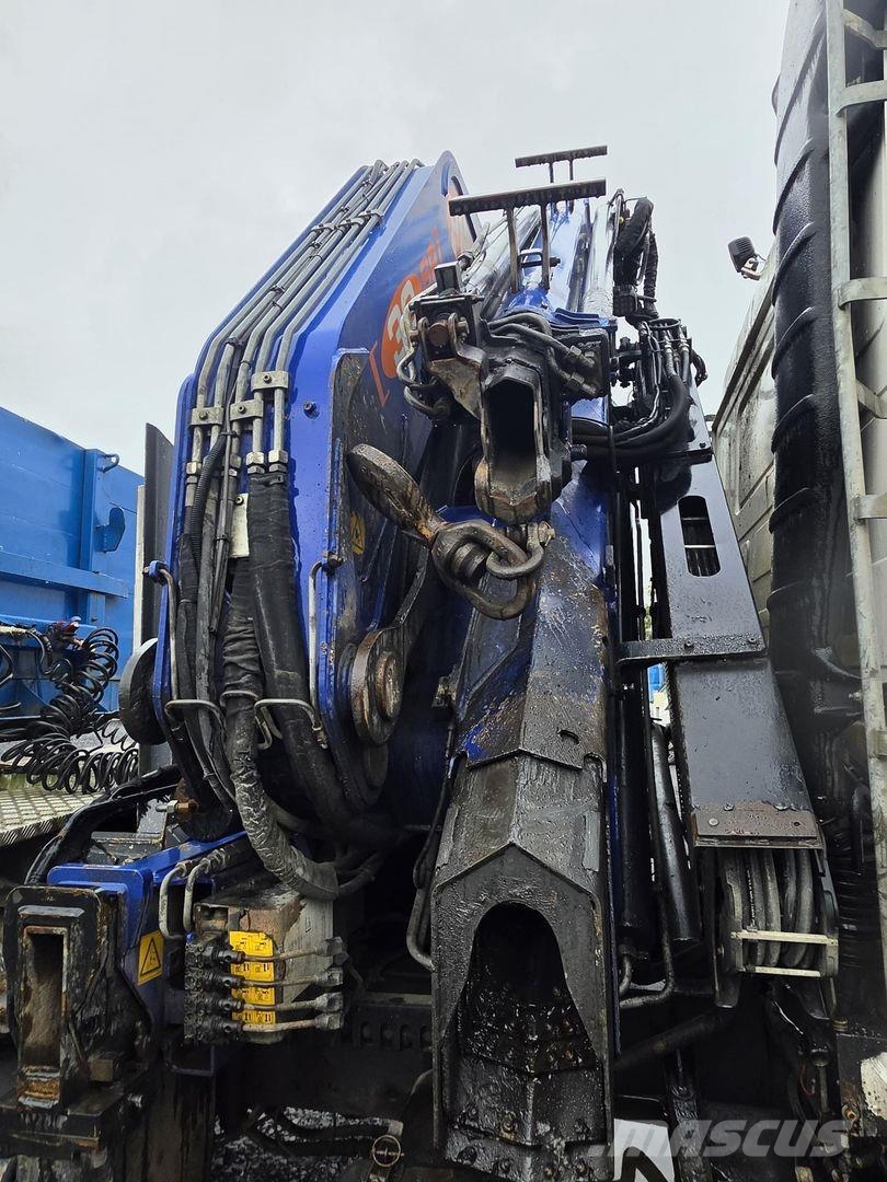 Volvo FH12, PM Group Nosturi, PPV-Lavetti Vlakke laadvloer met kraan