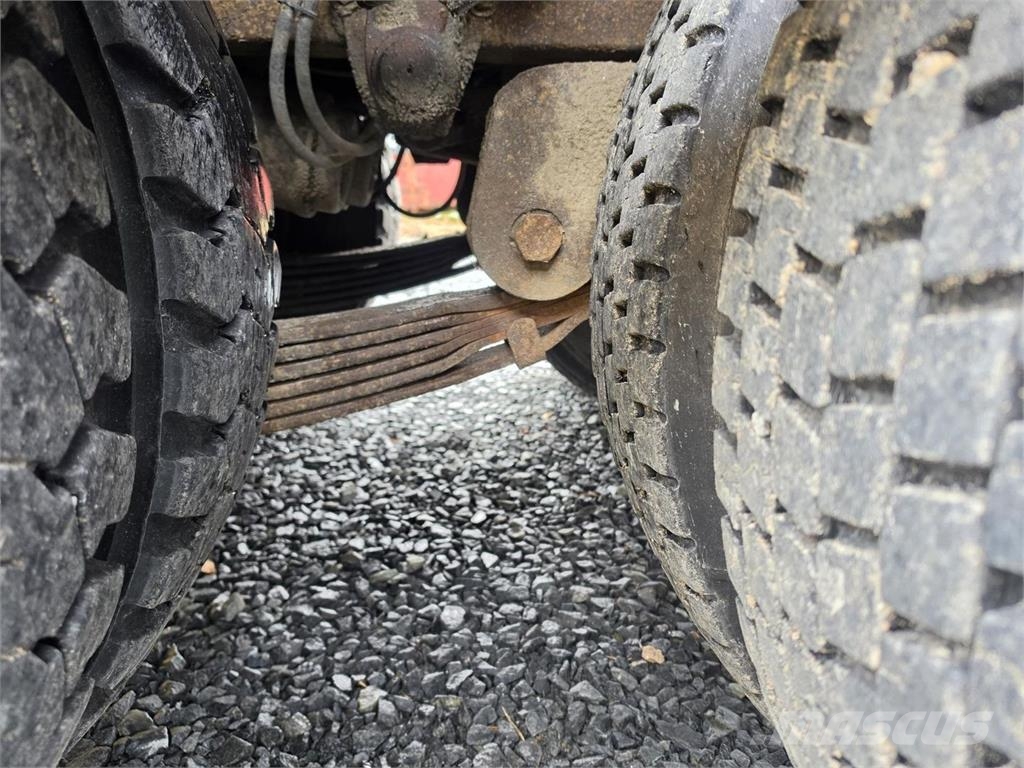 Volvo FH12, PM Group Nosturi, PPV-Lavetti Vlakke laadvloer met kraan