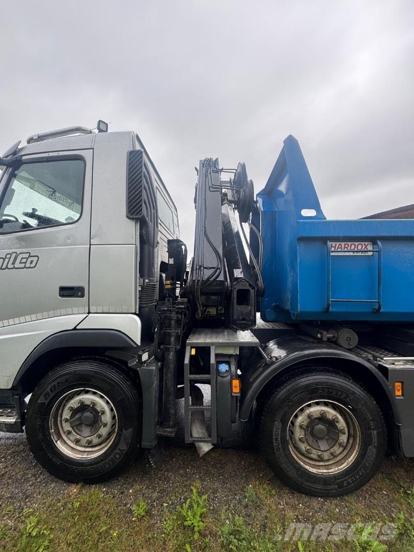 Volvo FH13 8x2 شاحنات الرافعات