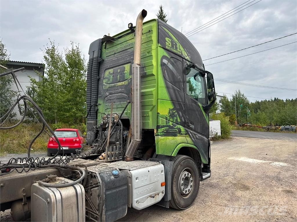 Volvo FH16 750 + SIIMET T612-7 Vilcēji