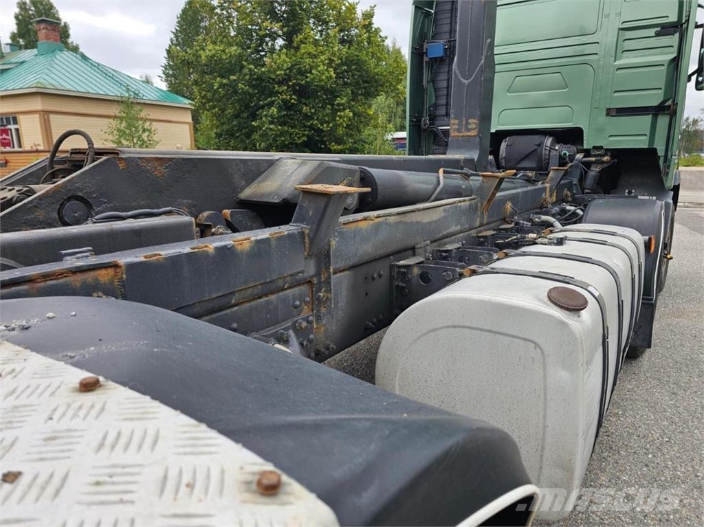 Volvo FH16 8x2, Multilift Vrachtwagen met containersysteem