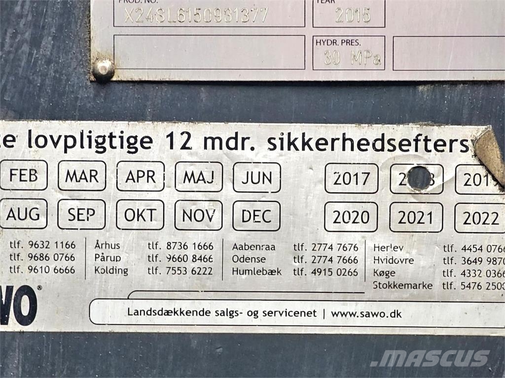 Volvo FH16 8X4 Koukkuauto 工程吊钩车