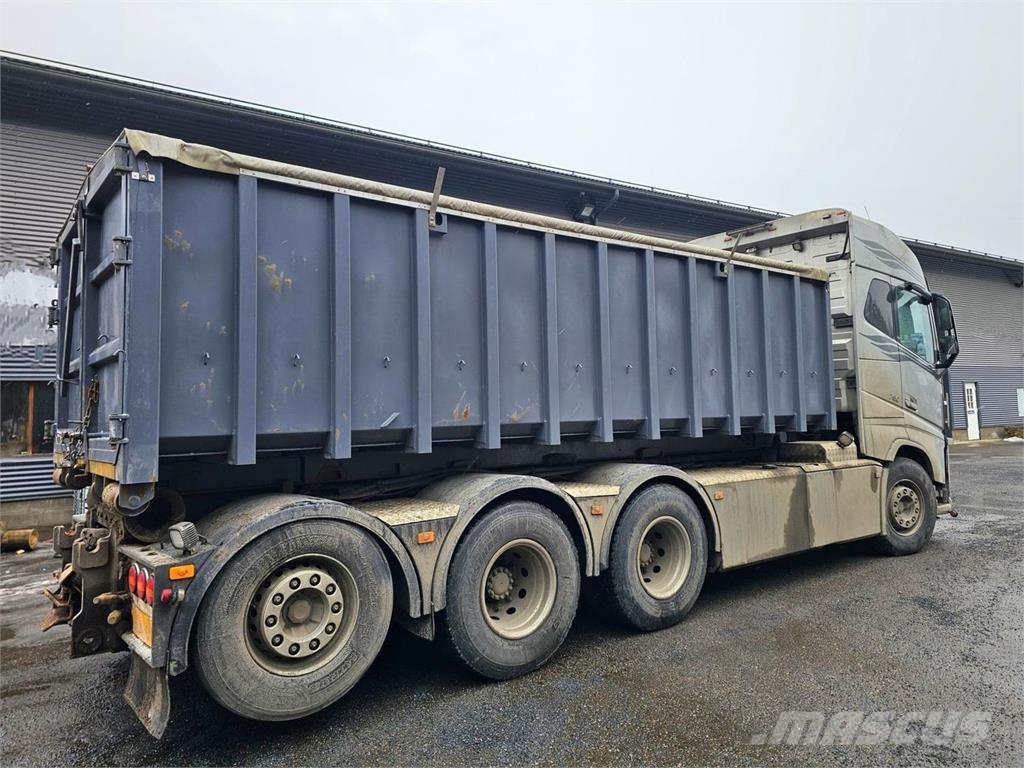 Volvo FH16 8X4 Koukkuauto 工程吊钩车
