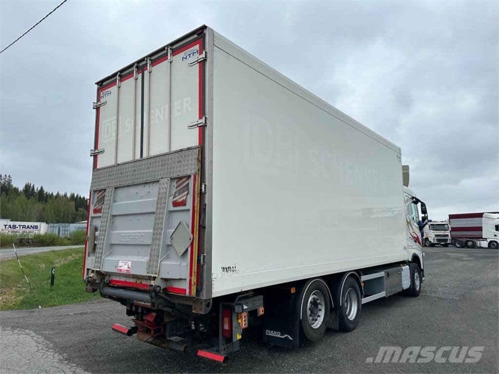Volvo FH500 6x2 FNA 9/-24 , 2-kerros Kamioni hladnjače