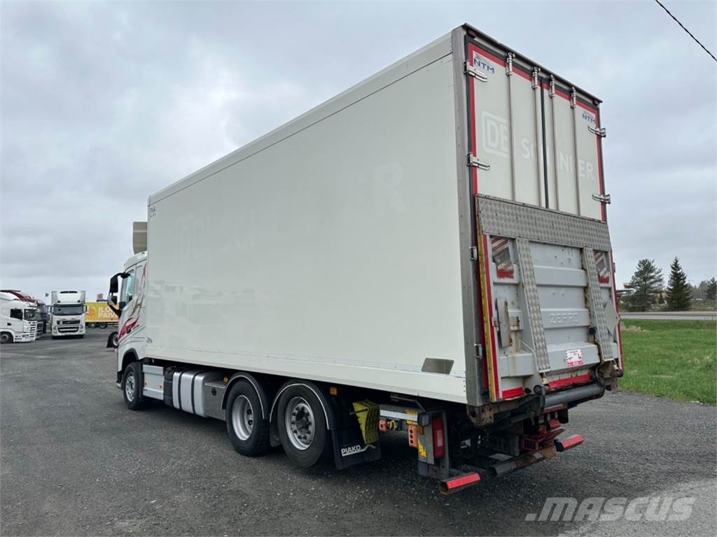 Volvo FH500 6x2 FNA 9/-24 , 2-kerros Kamioni hladnjače