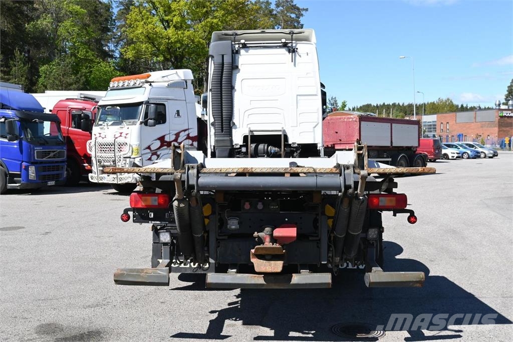 Volvo FH500 6x2 konttialusta Camiones con chasís y cabina
