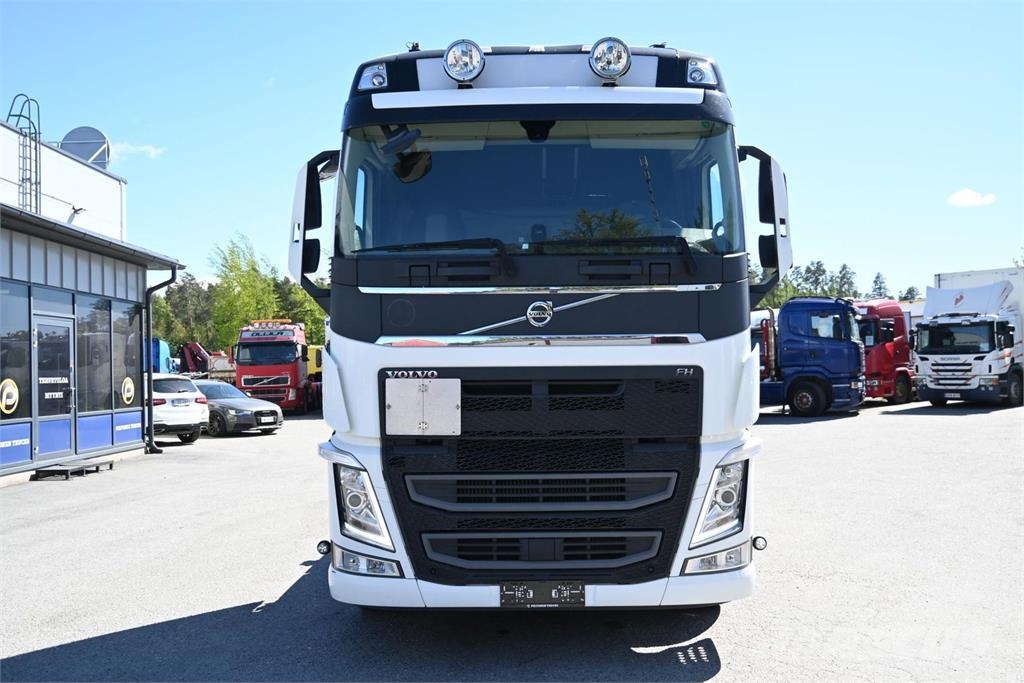 Volvo FH500 6x2 konttialusta Camiones con chasís y cabina