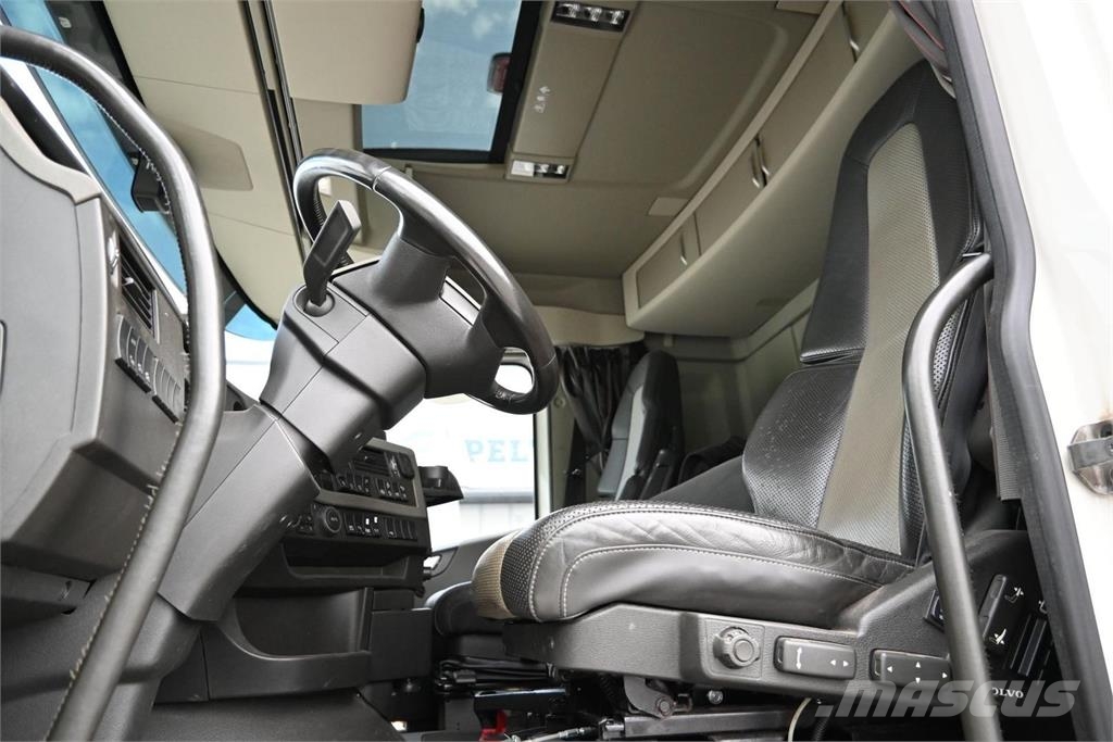 Volvo FH500 8x2 Euro 6 Palfinger 26 Lastbil med kran