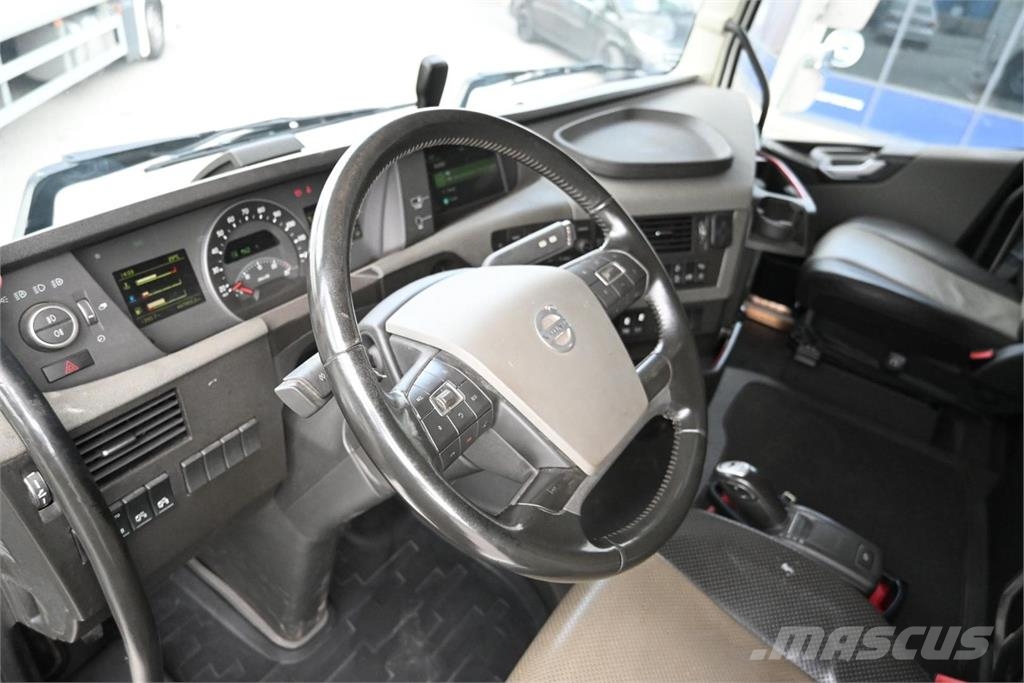 Volvo FH500 8x2 Euro 6 Palfinger 26 Lastbil med kran