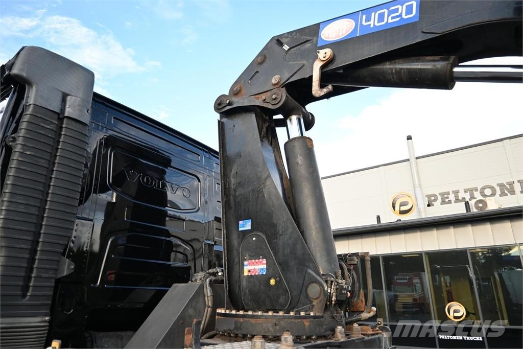 Volvo FH500 8x4*4 Tridem 起重车