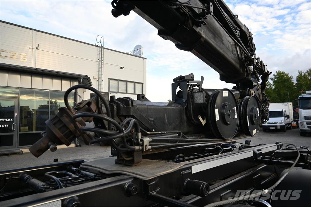 Volvo FH500 8x4*4 Tridem 起重车