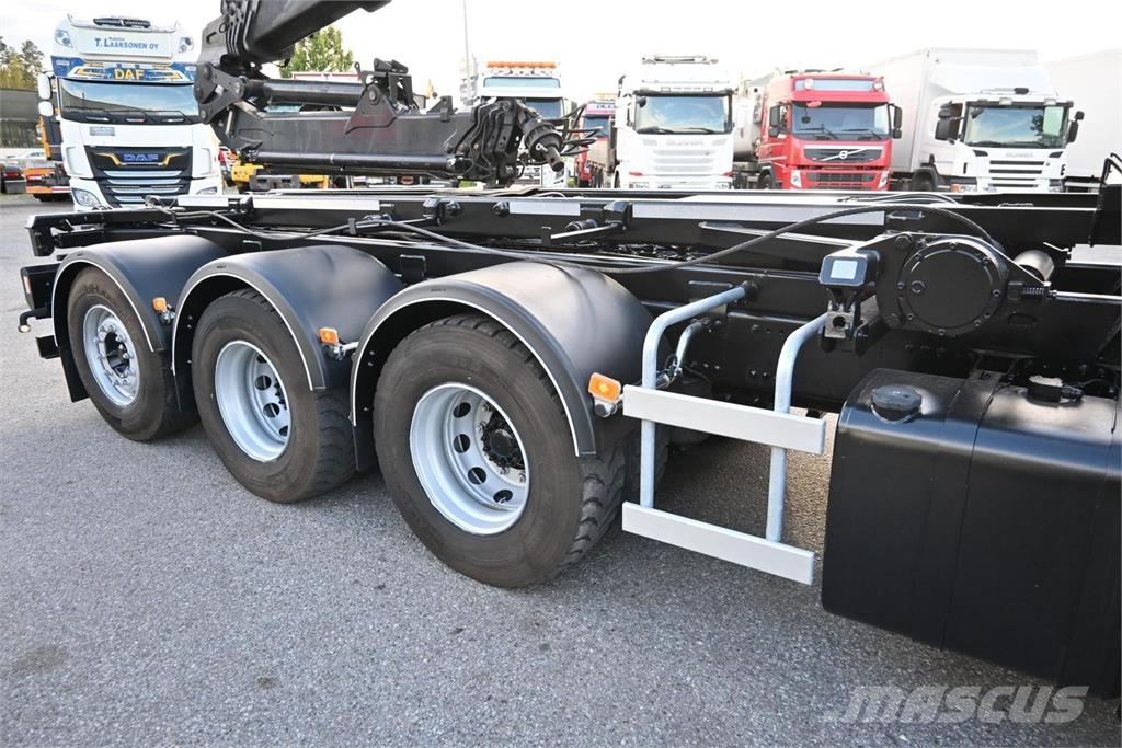 Volvo FH500 8x4*4 Tridem 起重车