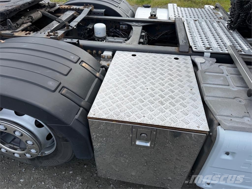 Volvo FH500XL kääntyvä väliteli وحدات الجر