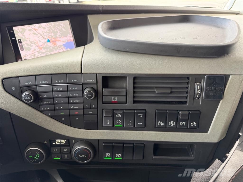 Volvo FH500XL kääntyvä väliteli وحدات الجر