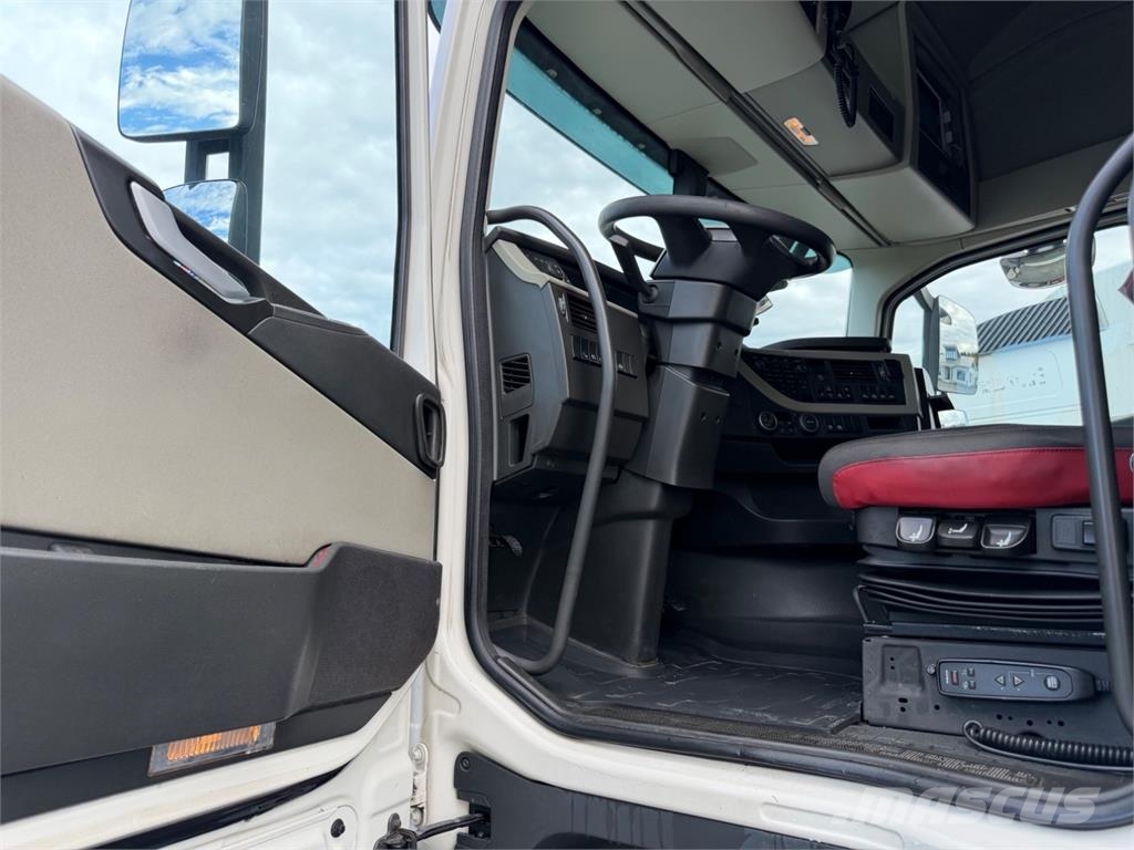 Volvo FH500XL kääntyvä väliteli وحدات الجر