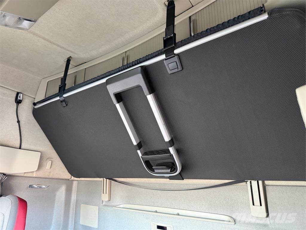 Volvo FH500XL kääntyvä väliteli وحدات الجر