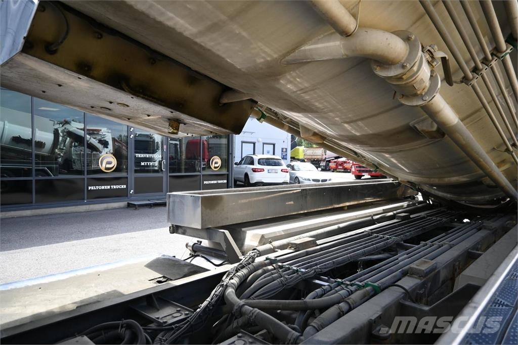 Volvo FH540 8x4*4 ADR Otros camiones