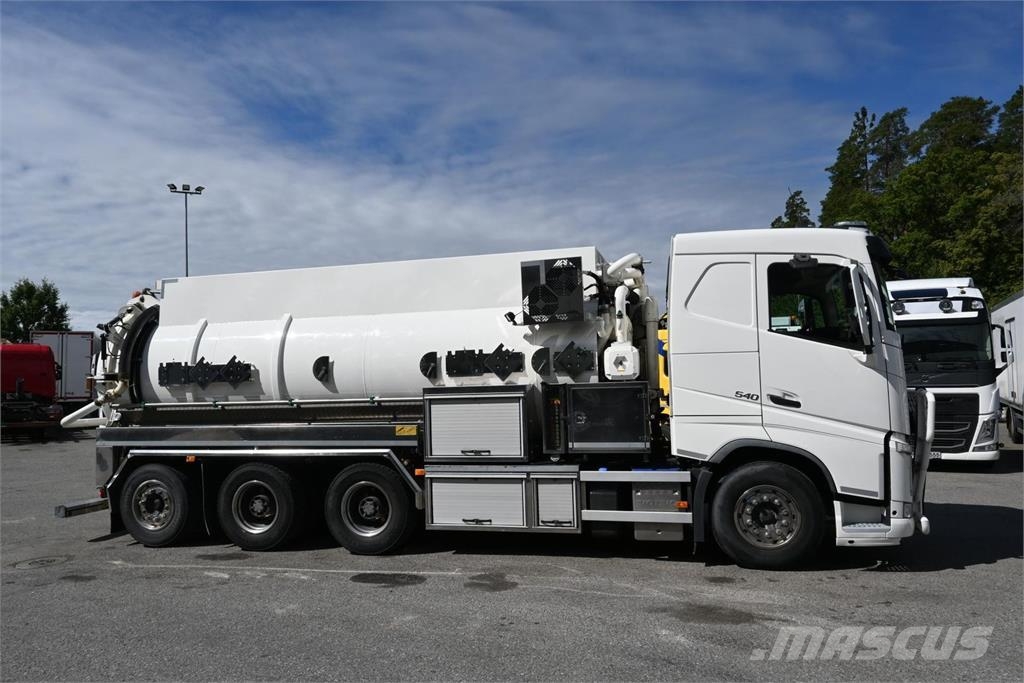 Volvo FH540 8x4*4 ADR Otros camiones