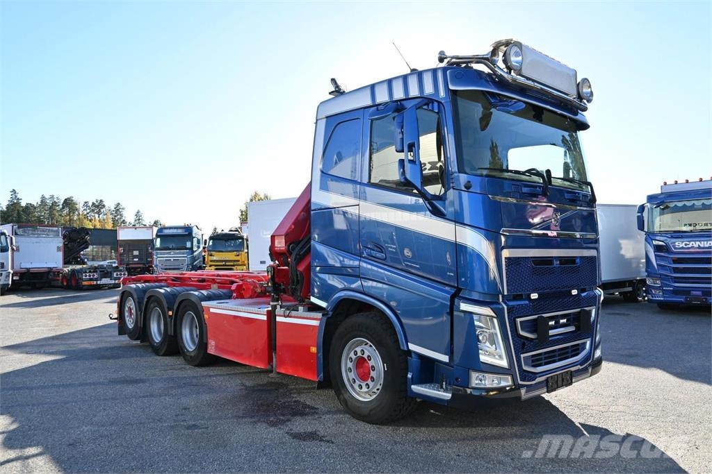 Volvo FH540 8x4*4 HMF2820K5 (2024) 起重车