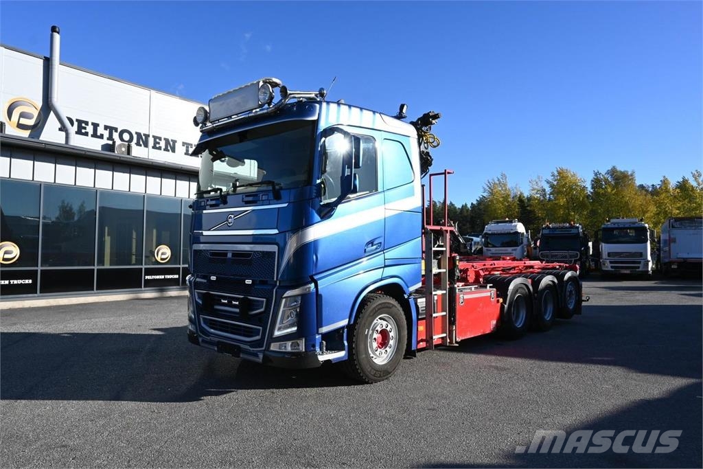 Volvo FH540 8x4*4 HMF2820K5 (2024) 起重车