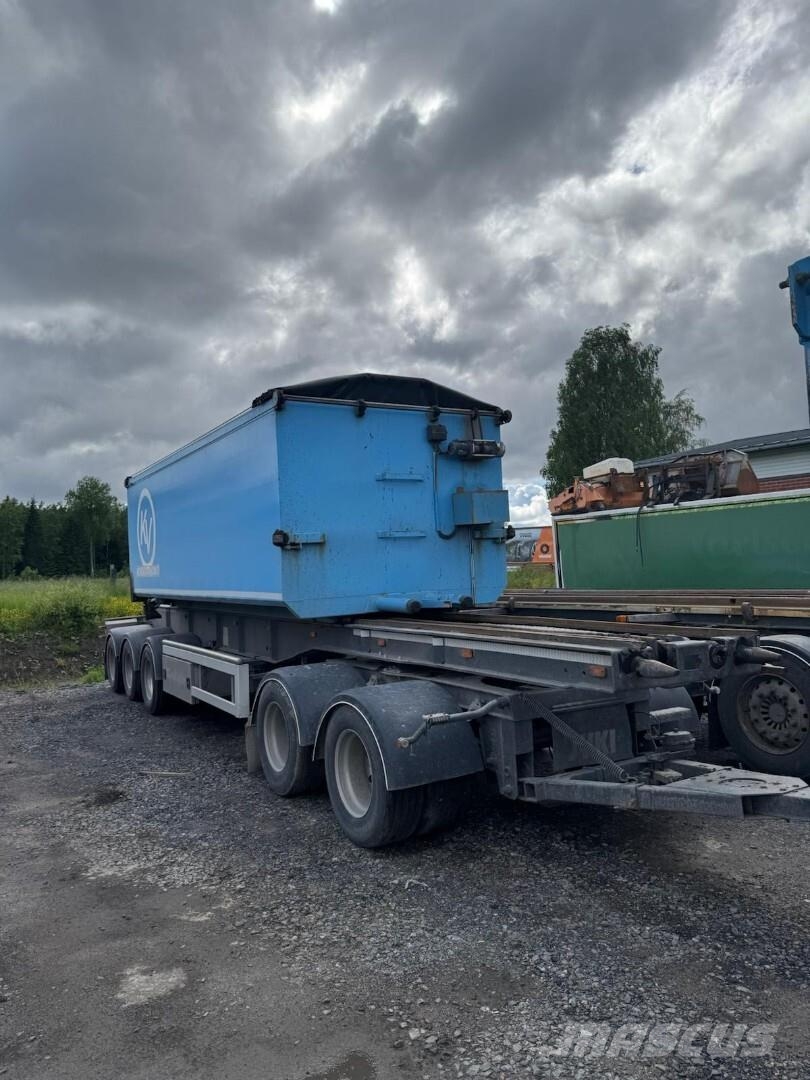 Volvo FH540 8x4 tridem+ Jyki 5 akselinen kasettivaunu Kommunalt / generelt kjøretøy
