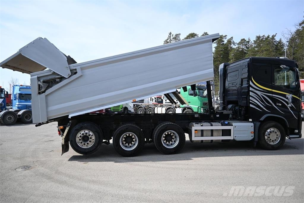 Volvo FH750 8x4 kippiauto Camiões basculantes