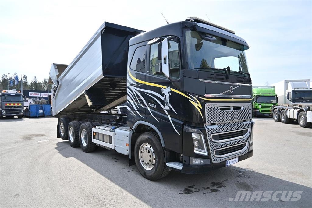 Volvo FH750 8x4 kippiauto Camiões basculantes