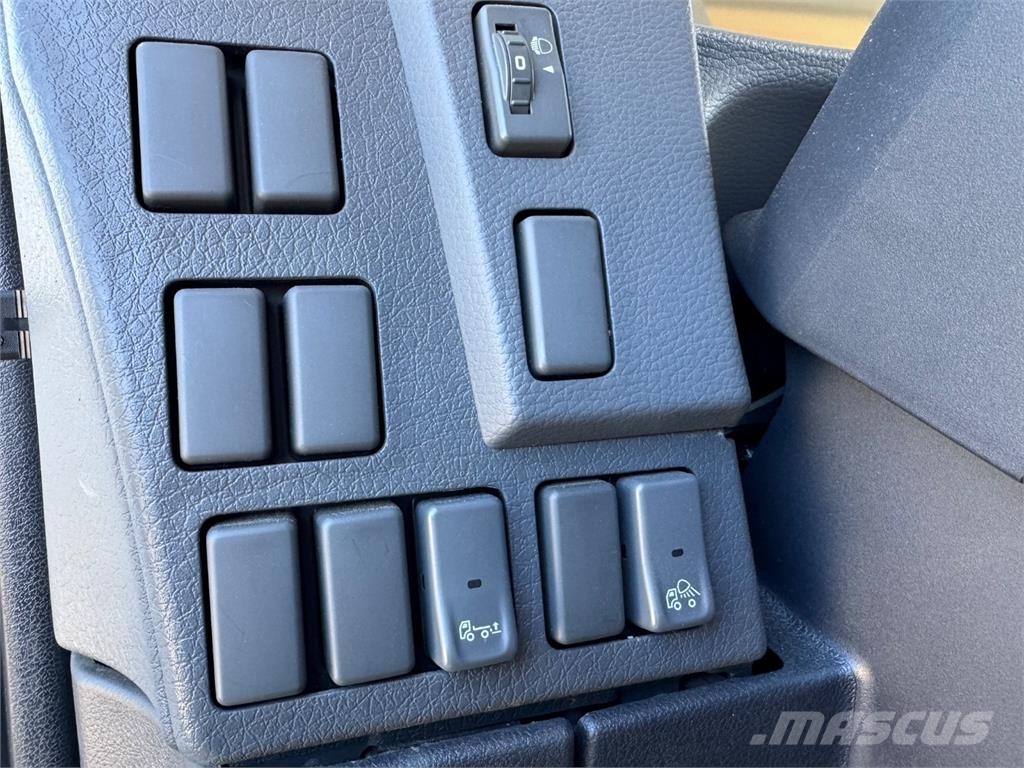 Volvo FL Electric Camiones caja cerrada