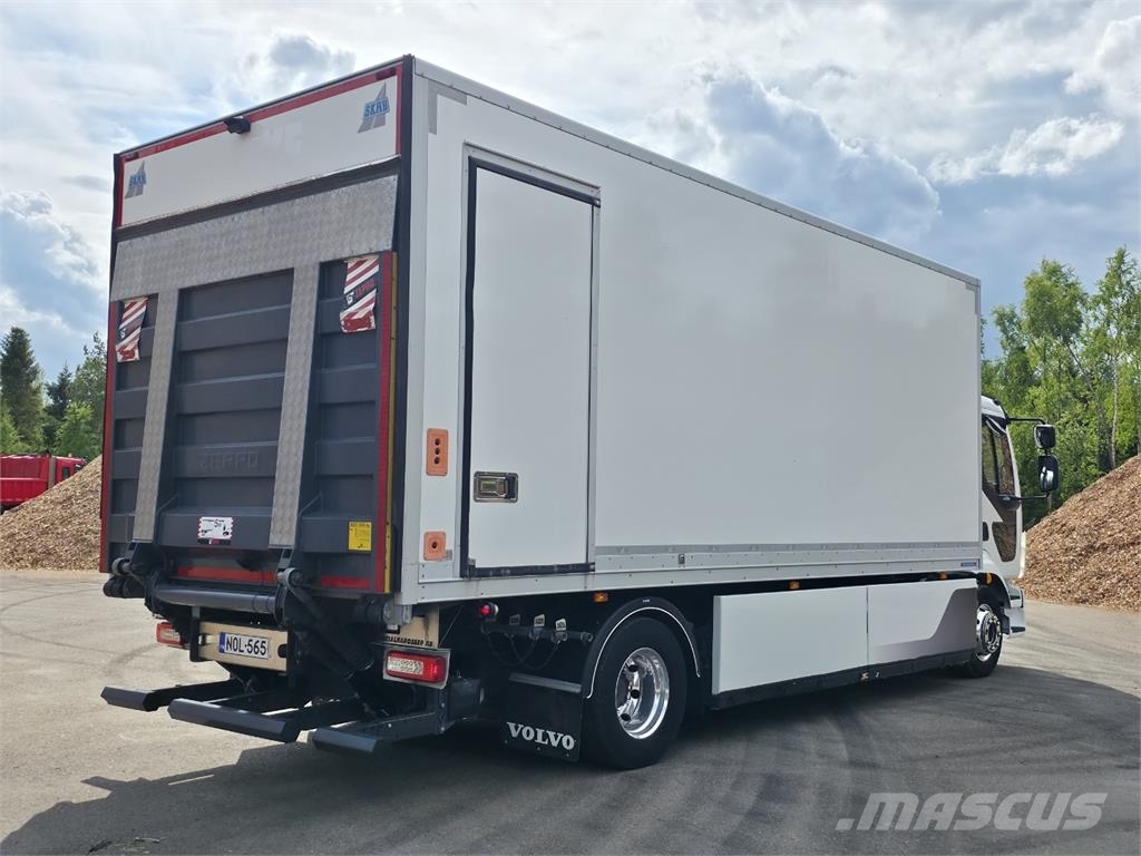 Volvo FL Electric Camiones caja cerrada