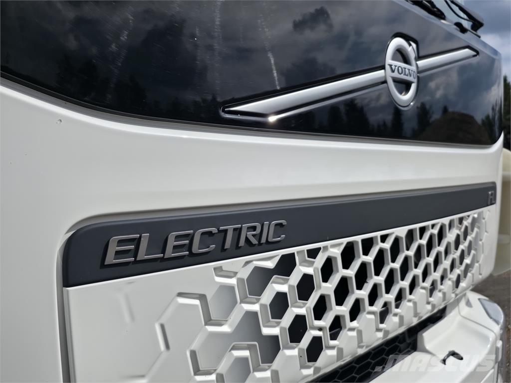 Volvo FL Electric Camiones caja cerrada