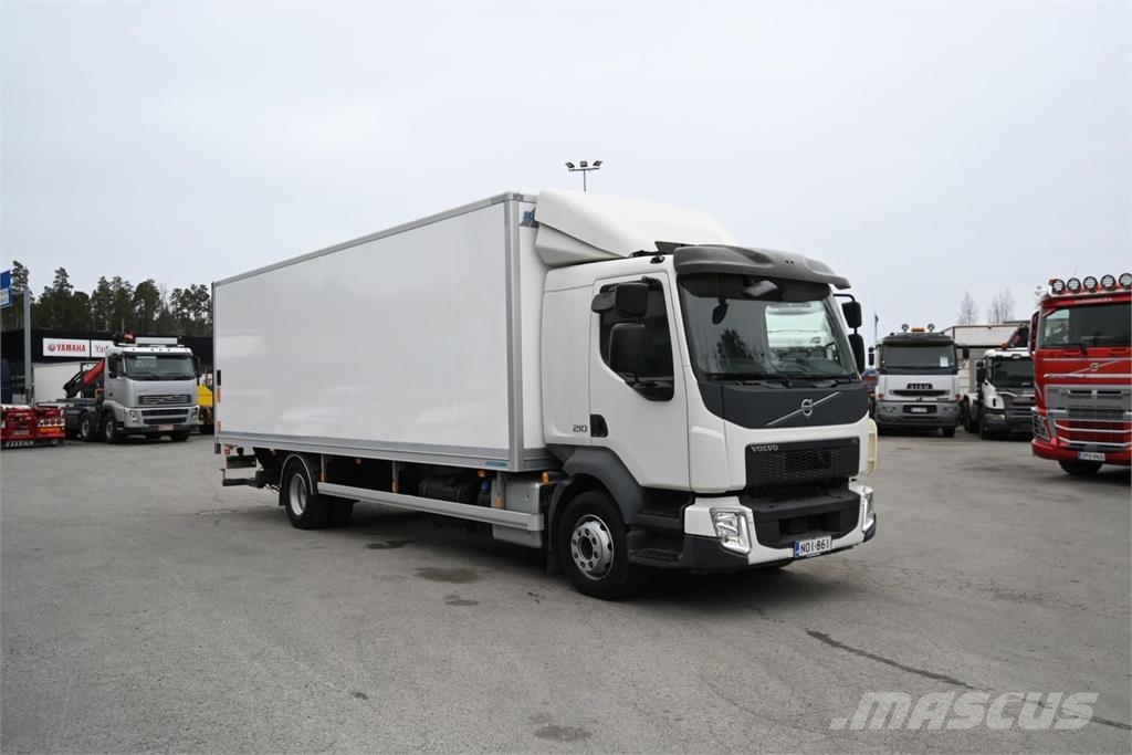 Volvo FL210 4x2 Camiones caja cerrada