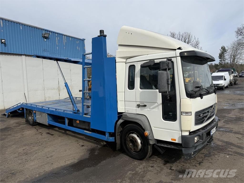Volvo Fl612 3 auton hinuri Camiones portavehículos
