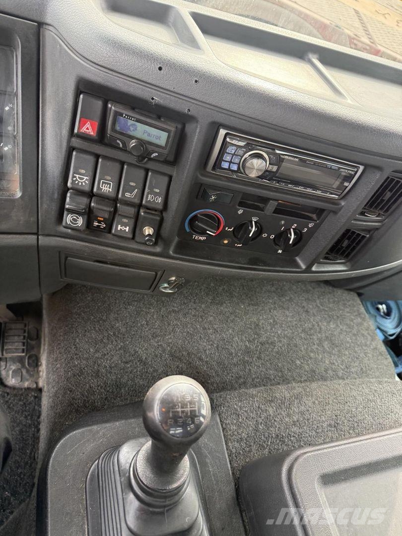 Volvo Fl612 3 auton hinuri Camiones portavehículos