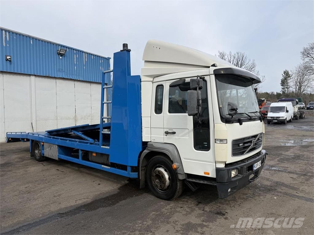 Volvo Fl612 3 auton hinuri Camiones portavehículos