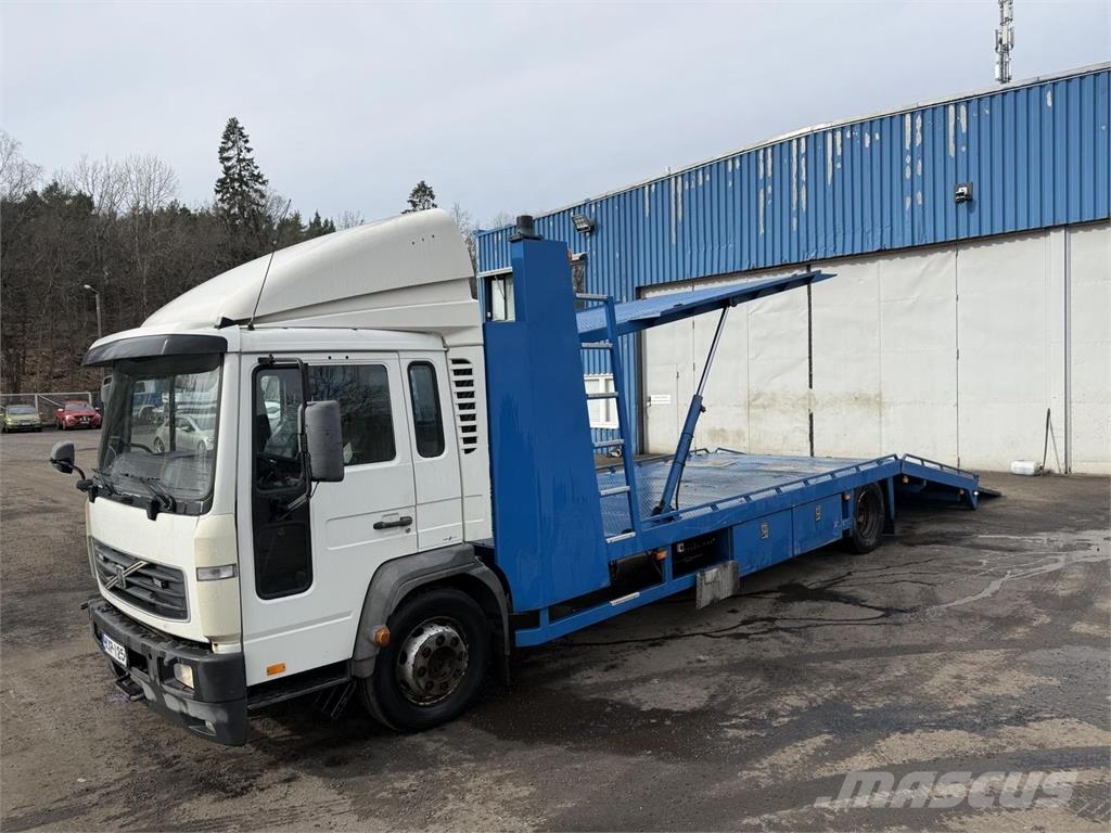Volvo Fl612 3 auton hinuri Camiones portavehículos