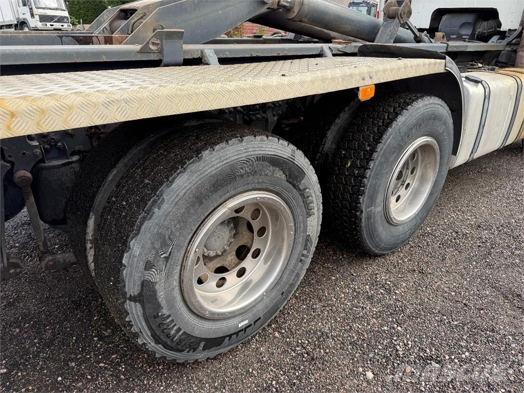 Volvo FM 12 8x4 Koukkulava kuorma-autot