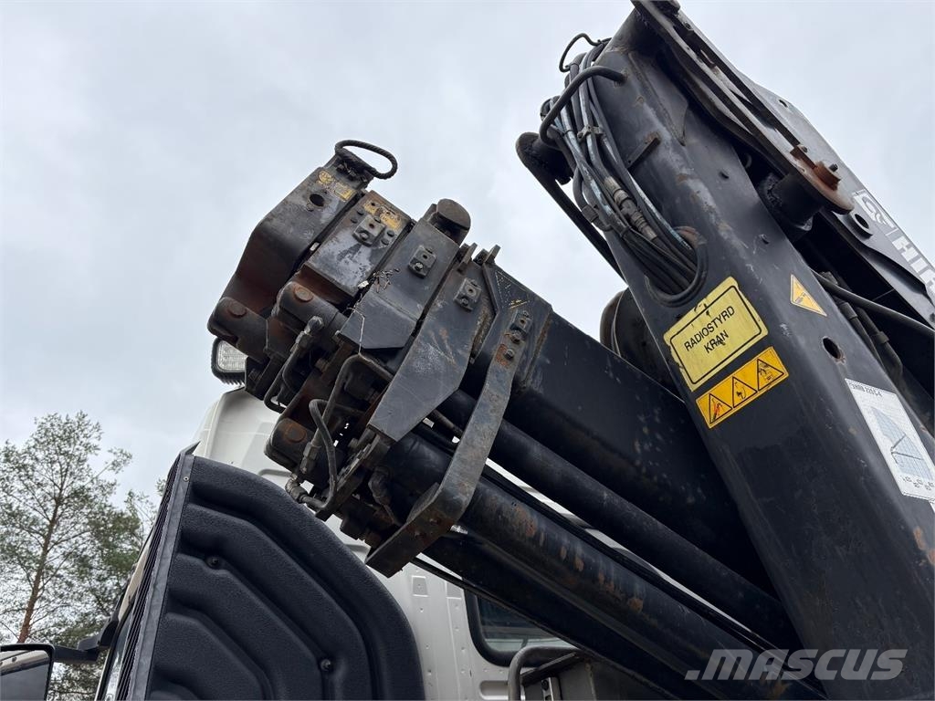 Volvo FM 420 MYYTY!! Hákový nosič kontejnerů