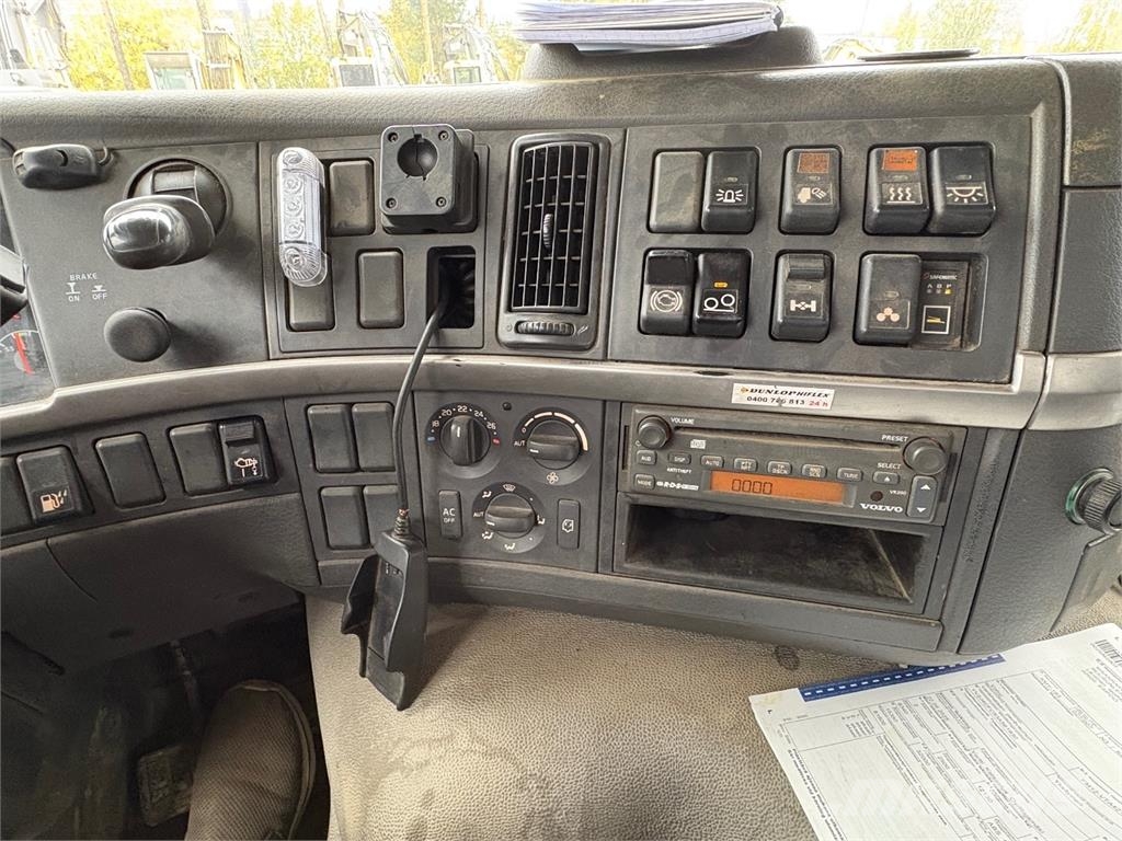 Volvo FM 420 MYYTY!! Hákový nosič kontejnerů