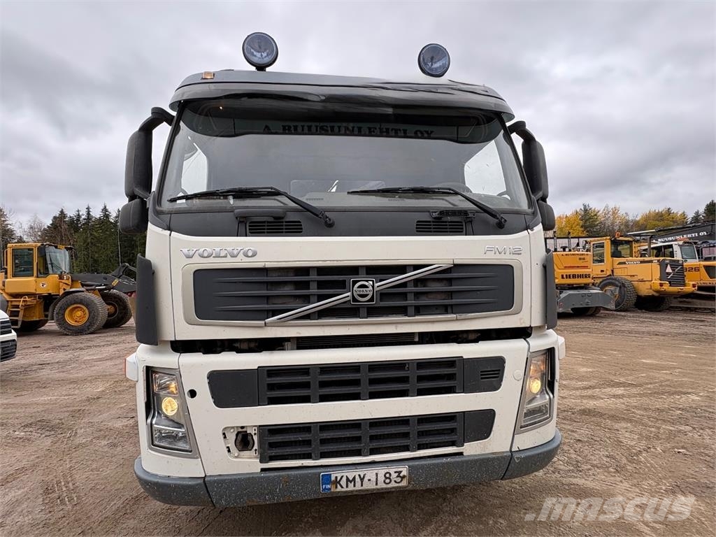 Volvo FM 420 MYYTY!! Hákový nosič kontejnerů