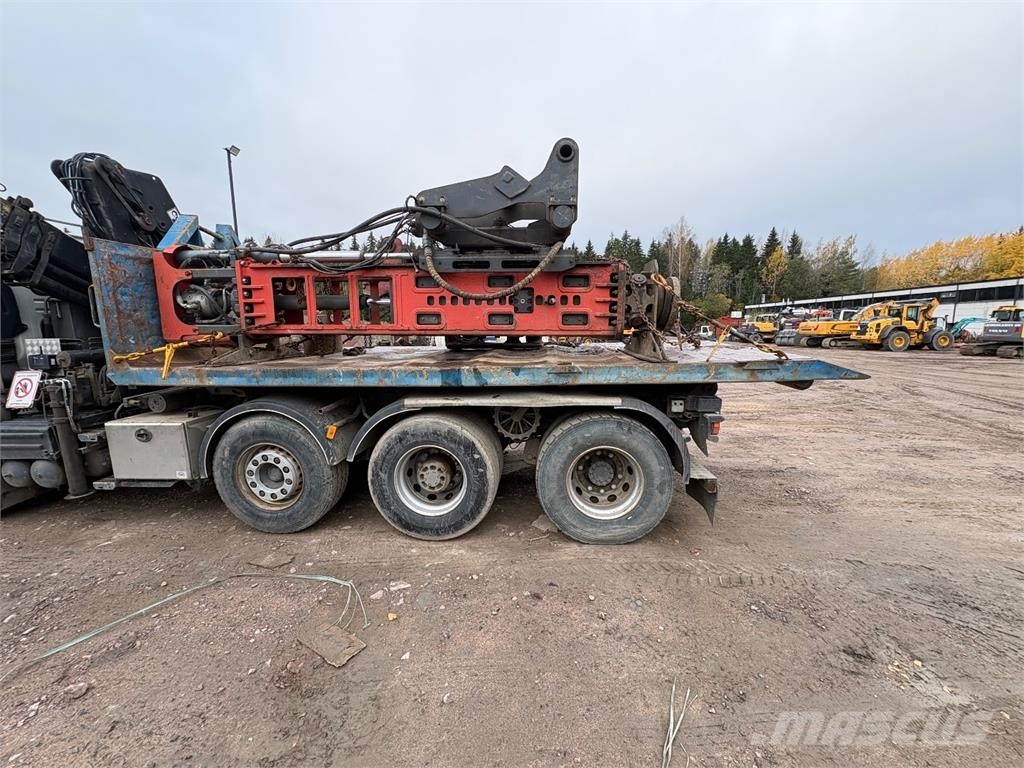 Volvo FM 420 MYYTY!! Hákový nosič kontejnerů