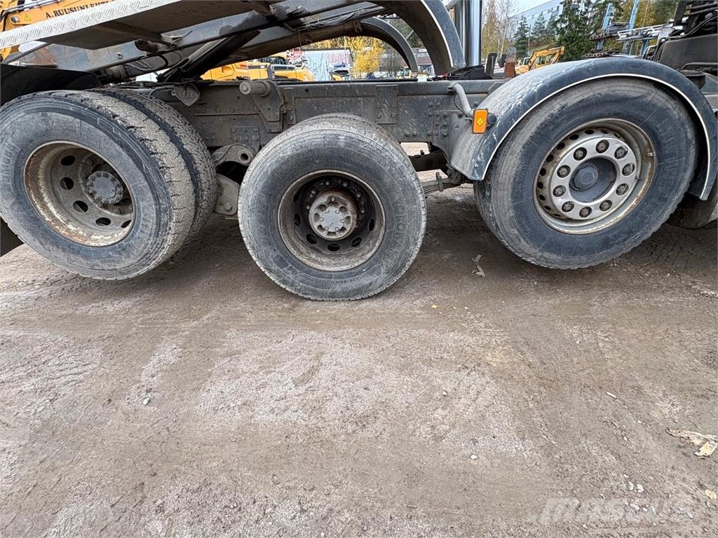 Volvo FM 420 MYYTY!! Hákový nosič kontejnerů